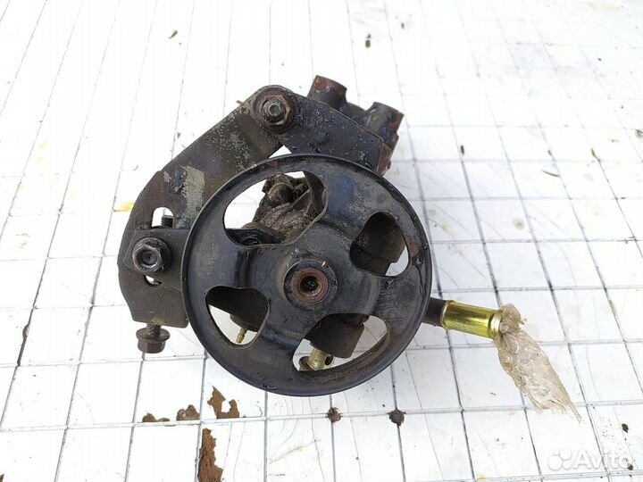 Насос гур Мазда Фамилия 323 BJ 1,5