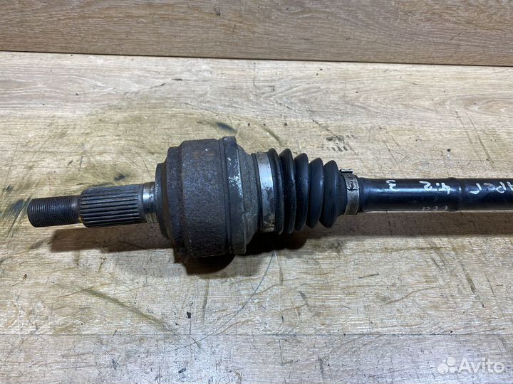 Приводной вал задний левый VW Touareg GP 4,2 P32