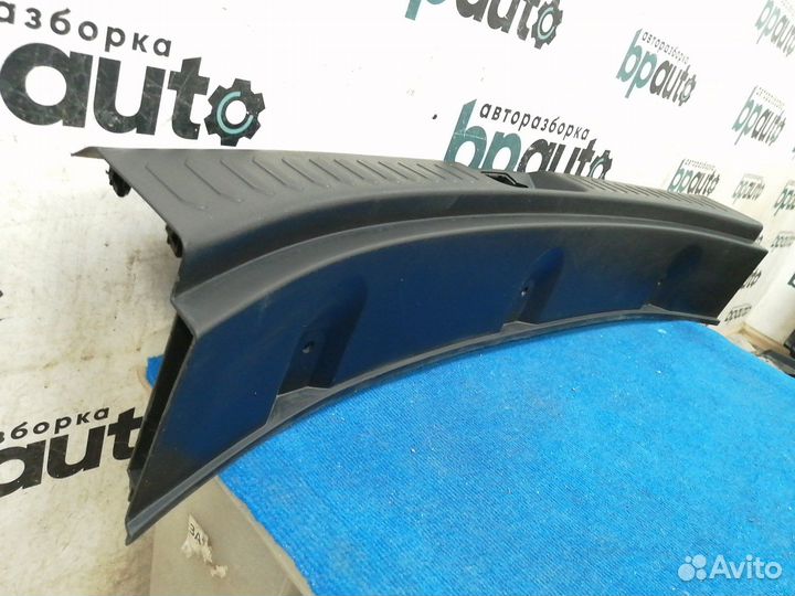 Накладка задней панели 85770-3U010 Kia Sportage