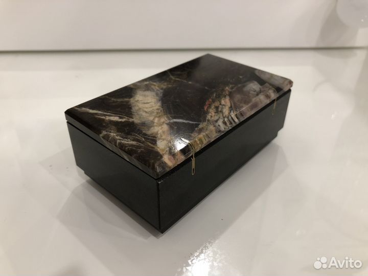 Шкатулка из натурального камня