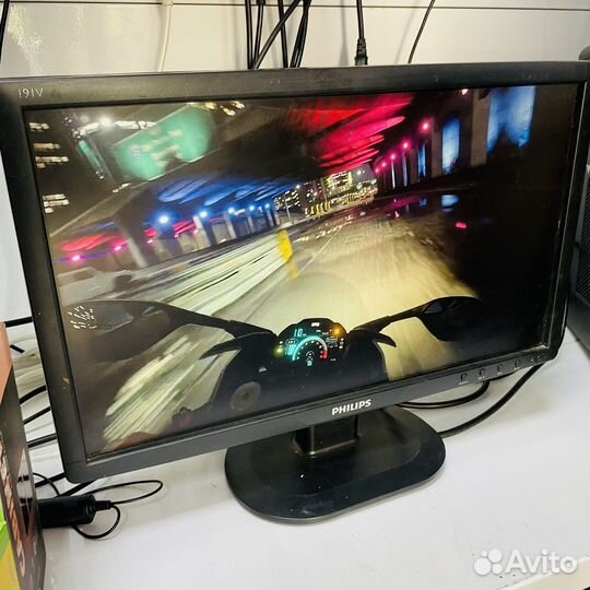 Монитор Philips 19V2SB/62 (kgn04