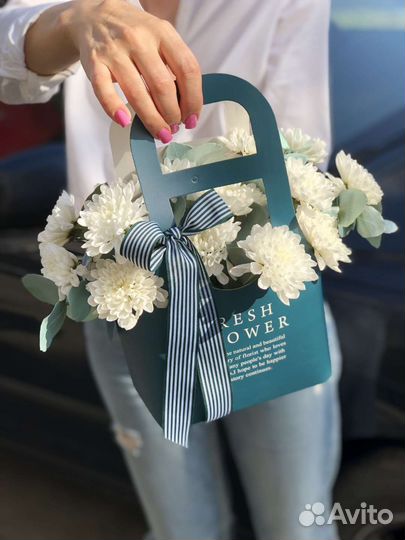 Букeт цвeтoв на 1 сeнтября