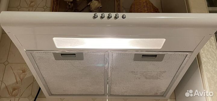 Кухонная вытяжка бу