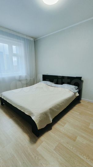 2-к. квартира, 55 м², 4/10 эт.