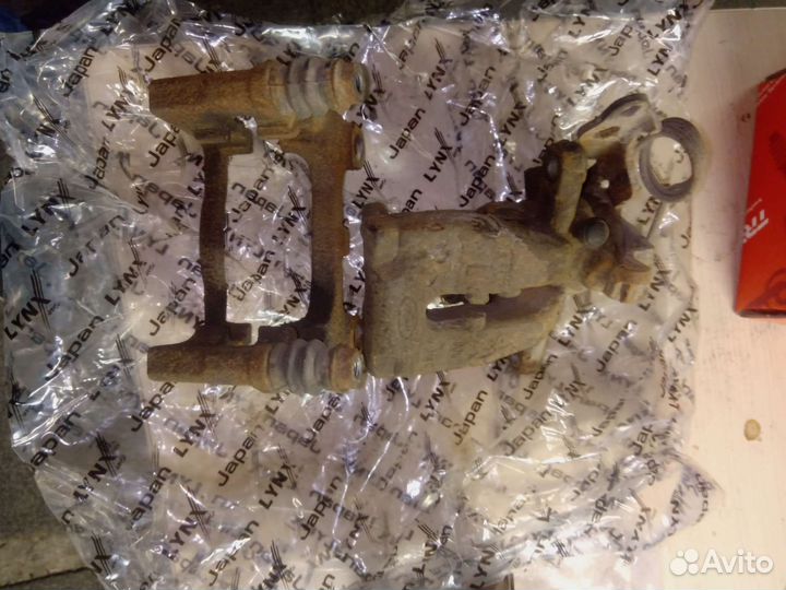 Комплект суппортов задний