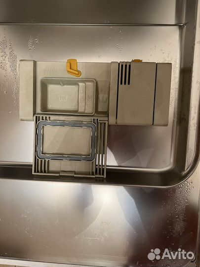 Посудомоечн машина Miele 60 см встраиваемая G5670