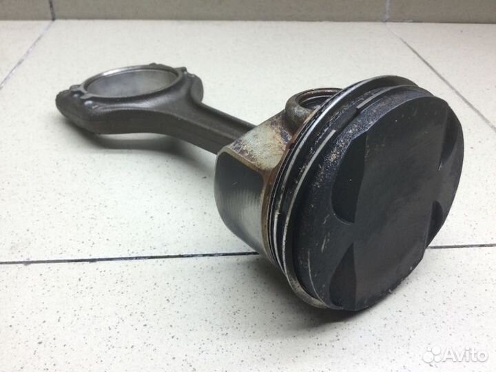 Поршень с шатуном Audi A3 8V czca 2014