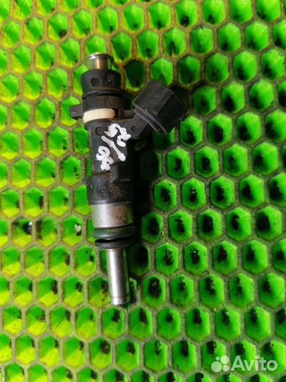 Топливная форсунка Mitsubishi Lancer