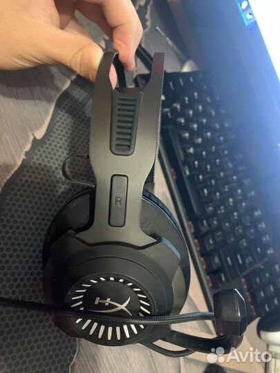 Игровые наушники HyperX Cloud Revolver
