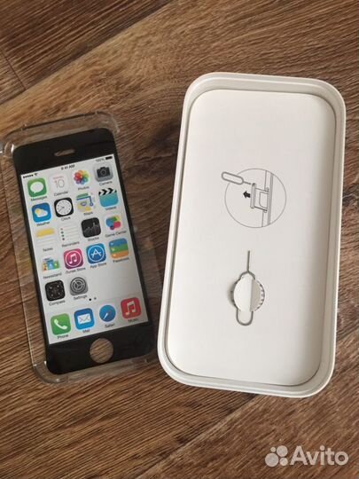 Коробка от iPhone