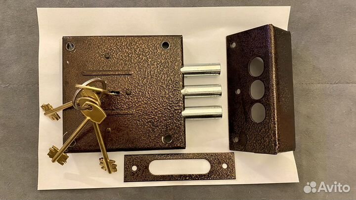 Замок дверной накладной сувальдный Cerber C1-M