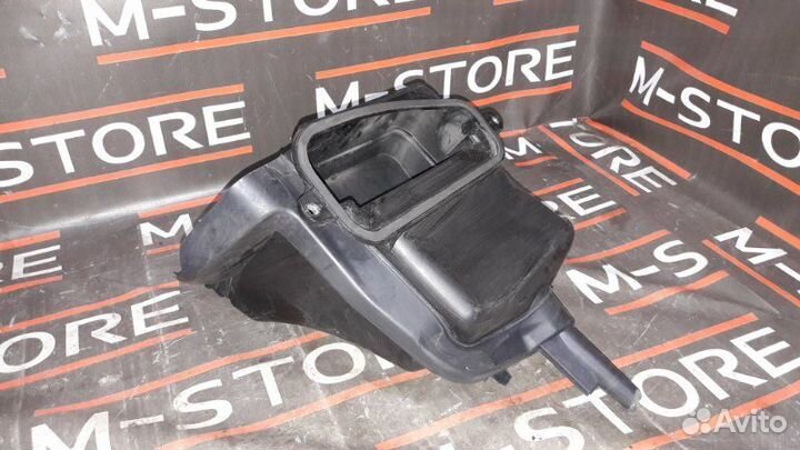 Воздухозаборник Mercedes-Benz M-Class W164 272.967