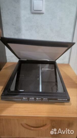 Сканер Canon lide 300
