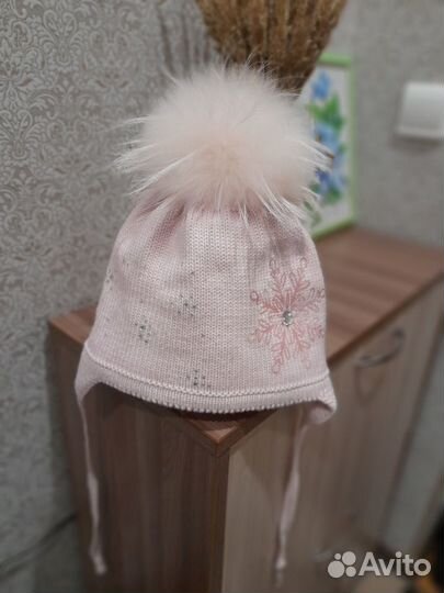 Шапка для девочки с натуральным мехом
