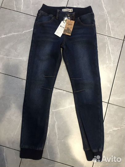 Джинсы на байке