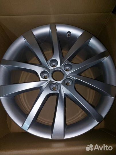 Диски литые elbrus R18 Skoda 565 071 498С 8Z8