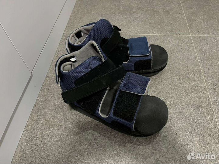 Ортопедические сандалии