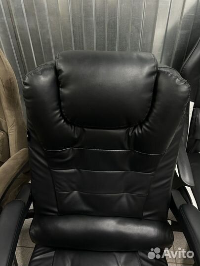 Компьютерное офисное кресло