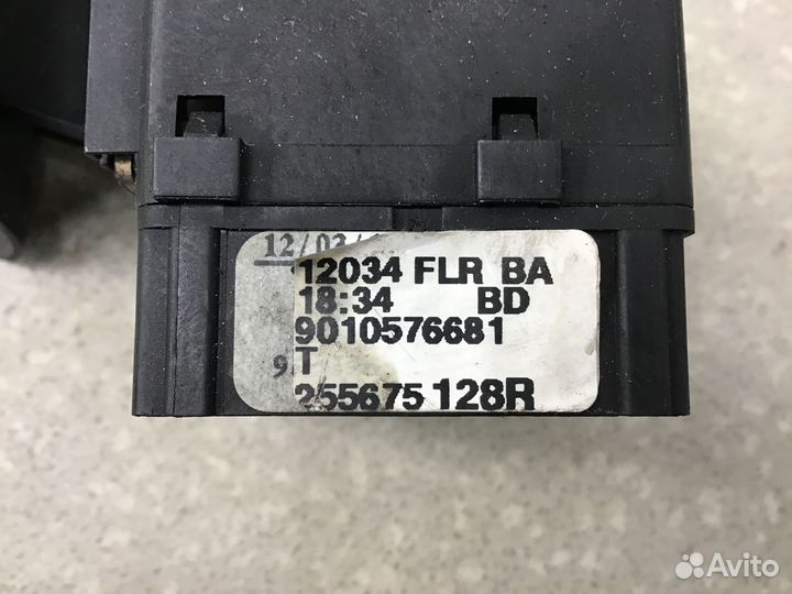 Переключатель стеклоочистителей Renault Duster I 2