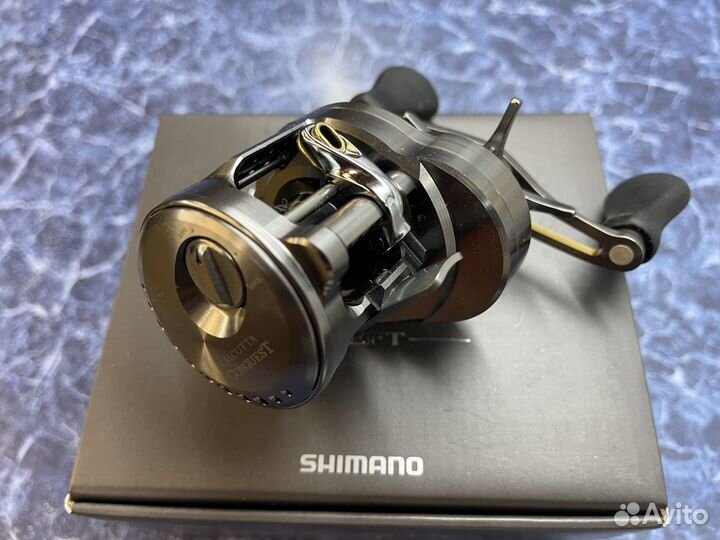 Shimano 23 Calcutta Conquest BFS HG L / BFS XG L