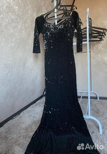 Вечерние платья