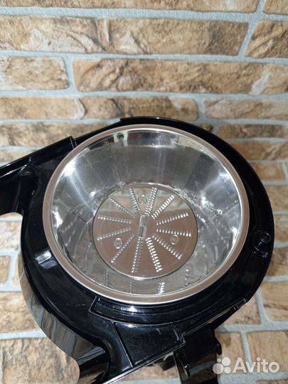 Соковыжималка Мулинекс JU420D10