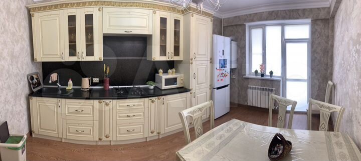2-к. квартира, 74 м², 12/13 эт.