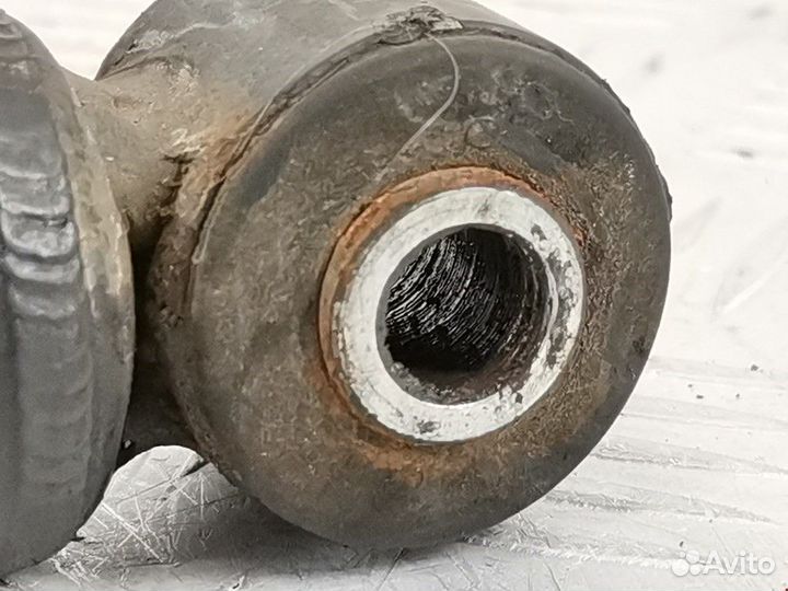 Амортизатор задний левый Ford Focus рест. 2004