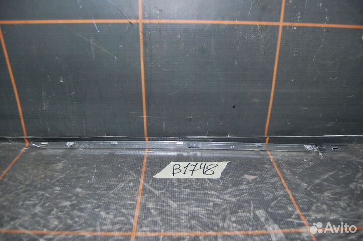 Накладка порога задняя левая - Mercedes-Benz W166