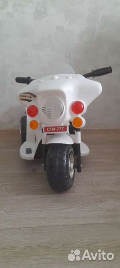 Детская машина каталка бу