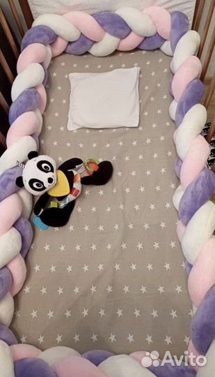 Бортик в кроватку