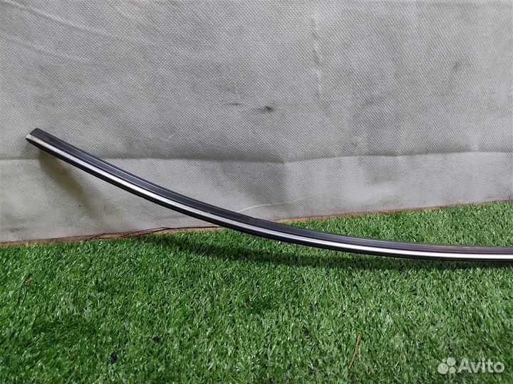 Молдинг лобового стекла Mitsubishi Lancer 10 2010