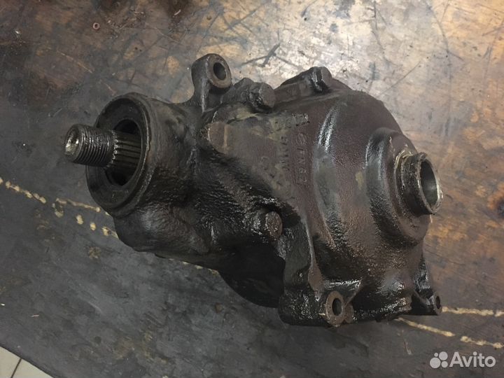 Редуктор передний BMW е34xi