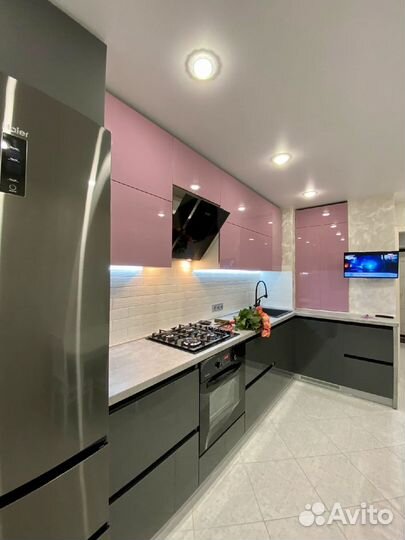 Кухни на заказ от фабрики