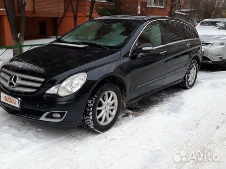 Разбирается Мерседес w251 R350 дорестайлинг