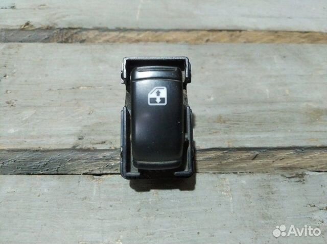 Кнопка стеклоподъемника Chevrolet Lacetti