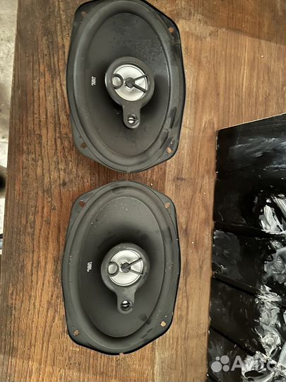 Автомобильные колонки jbl