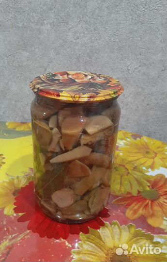 Грибы маринованные