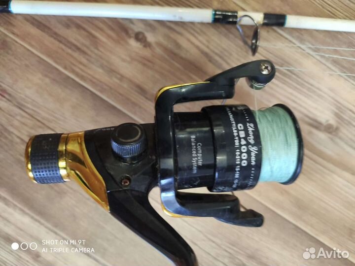 Удилище с катушкой.Катушки