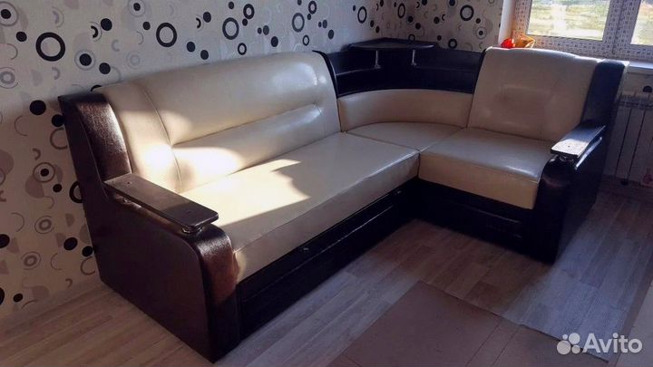 Диван угловой от фабрики