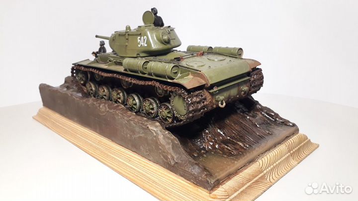 Модель танка кв-8С, обр. 1942 года, масштаб 1:35
