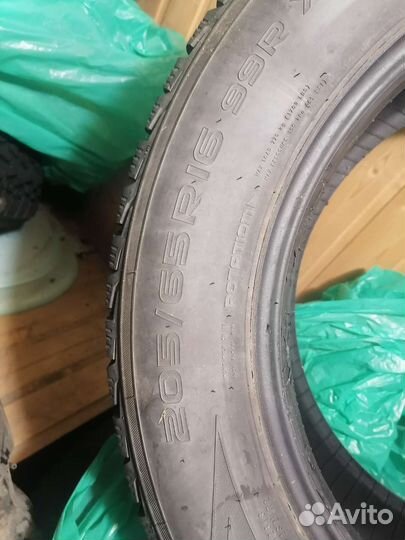 Nokian Tyres Hakkapeliitta R2 205/65 R16