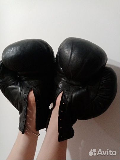 Перчатки боксерские