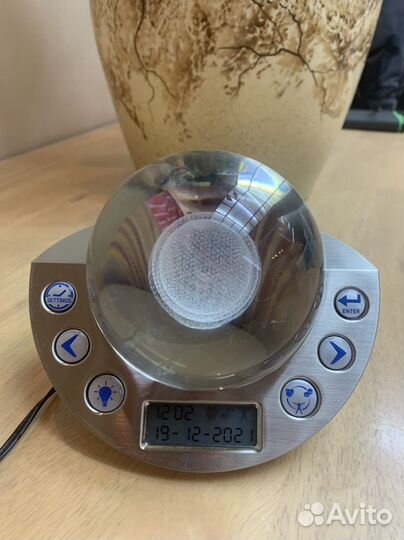 Магический шар для гаданий - часы с подсветкой