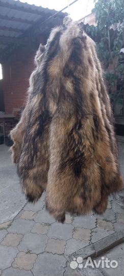 Продаются шкуры енота