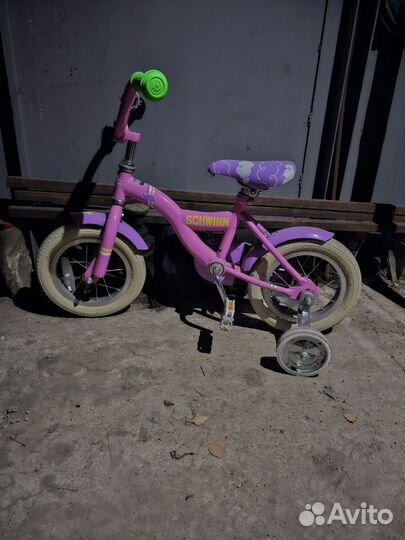 Детский велосипед четырехколесный 12