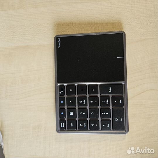 Беспроводная цифровая клавиатура с тачпадом и Blue