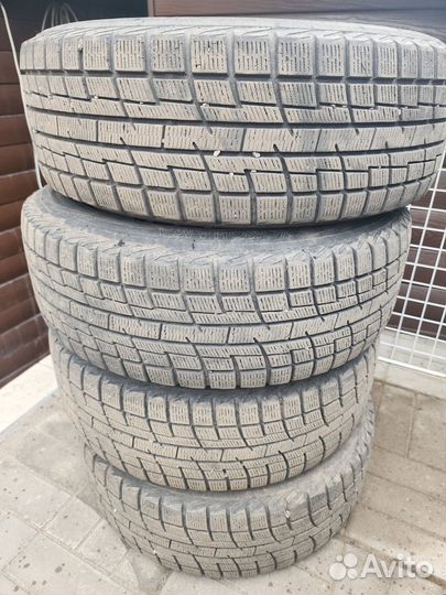 Колёса в сборе с калпаками 195/60/15