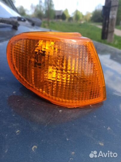 Поворотник правый ваз 2114