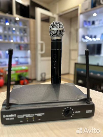 Радиосистема с ручным микрофоном Pro audio WS-203